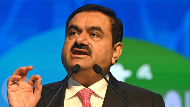 Adani-1565834.jpg
